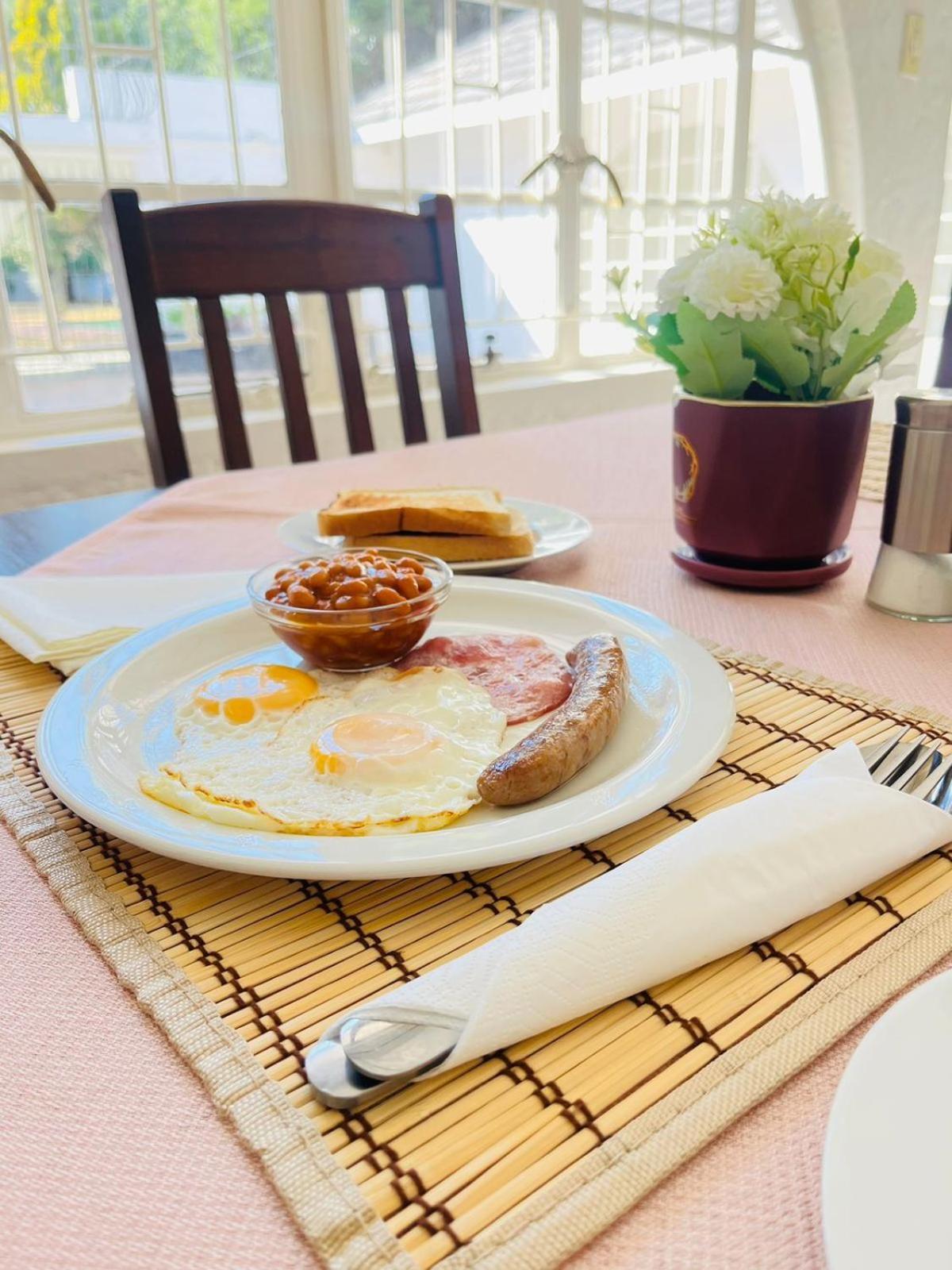 Oak Gardens Bed And Breakfast Ньюкасл Экстерьер фото