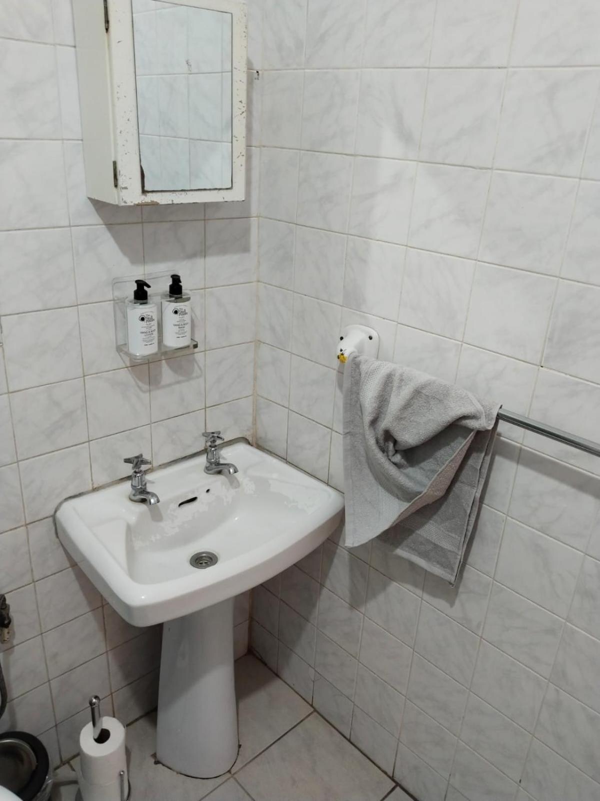 Oak Gardens Bed And Breakfast Ньюкасл Экстерьер фото